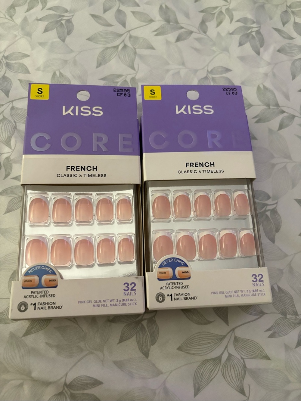 KISS French Press-On Nails in Soft Pink